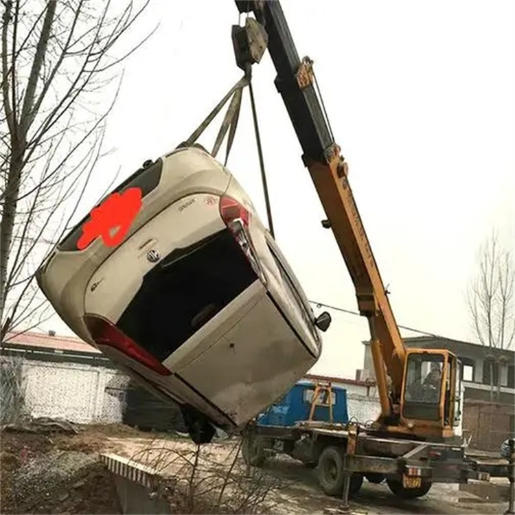 兰陵随时待命，吊车24小时道路救援服务全解析